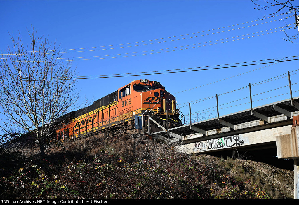 BNSF 8109